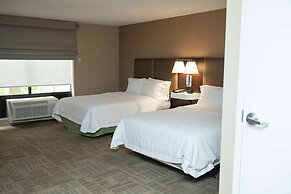 Hampton Inn Commerce Novi