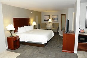 Hampton Inn & Suites Redding