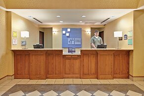 Holiday Inn Express Hotel & Suites Paragould by IHG