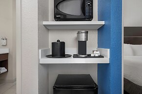 Holiday Inn Express Knoxville-Strawberry Plains by IHG