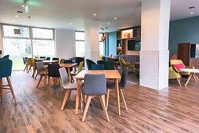 Holiday Inn Doncaster A1 M Jct 36 by IHG