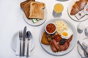 Holiday Inn Doncaster A1 M Jct 36 by IHG