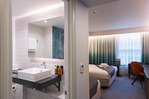 Holiday Inn Doncaster A1 M Jct 36 by IHG