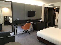 Holiday Inn Doncaster A1 M Jct 36 by IHG