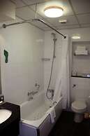 Holiday Inn Doncaster A1 M Jct 36 by IHG