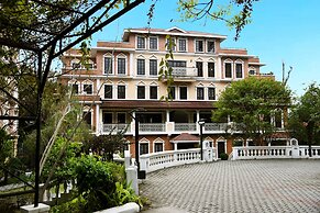 Park Village Resort by KGH Group