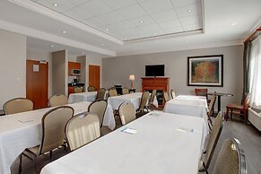 Days Inn & Suites by Wyndham Collingwood