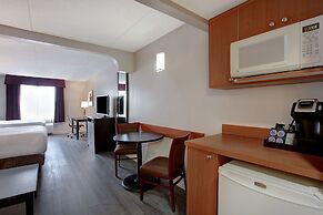 Days Inn & Suites by Wyndham Collingwood