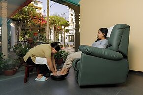 Kathmandu Guest House by KGH Group