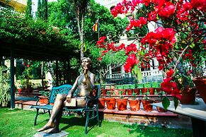 Kathmandu Guest House by KGH Group