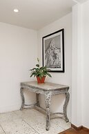 Kathmandu Guest House by KGH Group