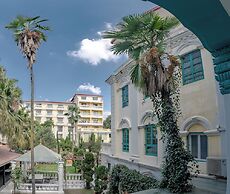 Kathmandu Guest House by KGH Group