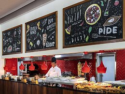 Rixos Premium Belek - The Land of Legends Access