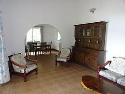 Lazare Picault Hotel