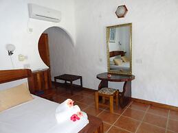 Lazare Picault Hotel