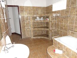 Lazare Picault Hotel