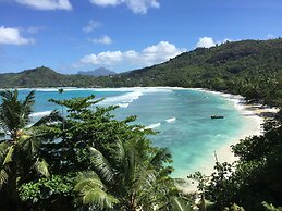 Lazare Picault Hotel