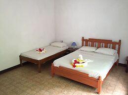 Lazare Picault Hotel