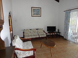 Lazare Picault Hotel