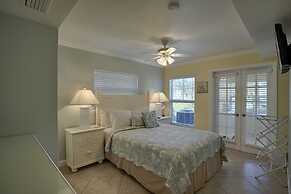 Barefoot Beach Resort