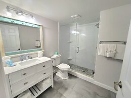 Barefoot Beach Resort