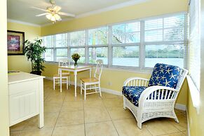 Barefoot Beach Resort