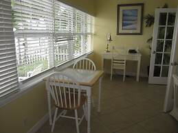 Barefoot Beach Resort