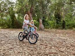 Mandola Rosa, A Grecotel Resort To Live At Riviera Olympia