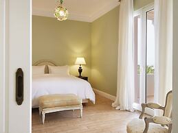 Mandola Rosa, A Grecotel Resort To Live At Riviera Olympia