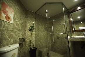 Reaksmey Chanreas Hotel