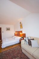 Helios Hotel Pension