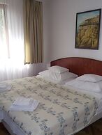 Helios Hotel Pension