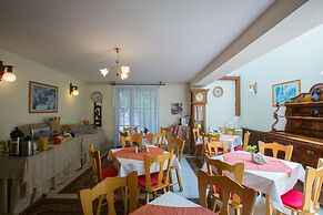 Helios Hotel Pension