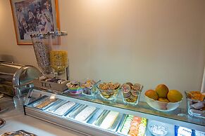 Helios Hotel Pension