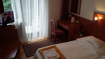 Helios Hotel Pension