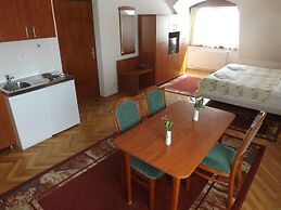 Helios Hotel Pension