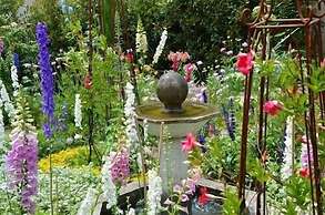 Lemoenkloof Guest House