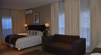 Lemoenkloof Guest House