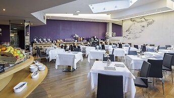 Best Western Plus Executive Hotel and Suites