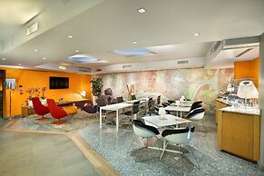 Best Western Plus Executive Hotel and Suites