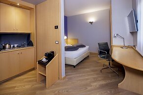 Best Western Plus Executive Hotel and Suites