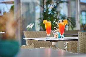 Grupotel Acapulco Playa - Adults only