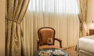 Melia Recoleta Plaza