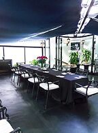 Melia Recoleta Plaza