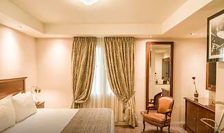 Melia Recoleta Plaza