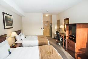Lakeview Inns & Suites - Chetwynd