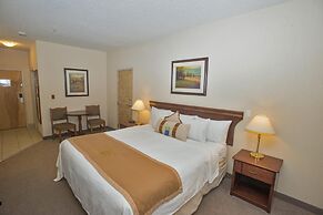 Lakeview Inns & Suites - Chetwynd