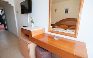 Thapsus Beach Resort