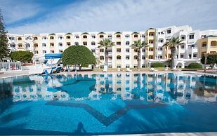 Thapsus Beach Resort