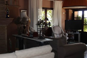 Hotel Los Jarales